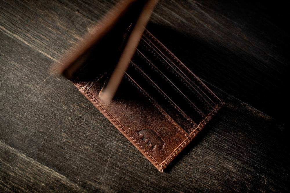 Bifold Leather Wallet: Antique Brown