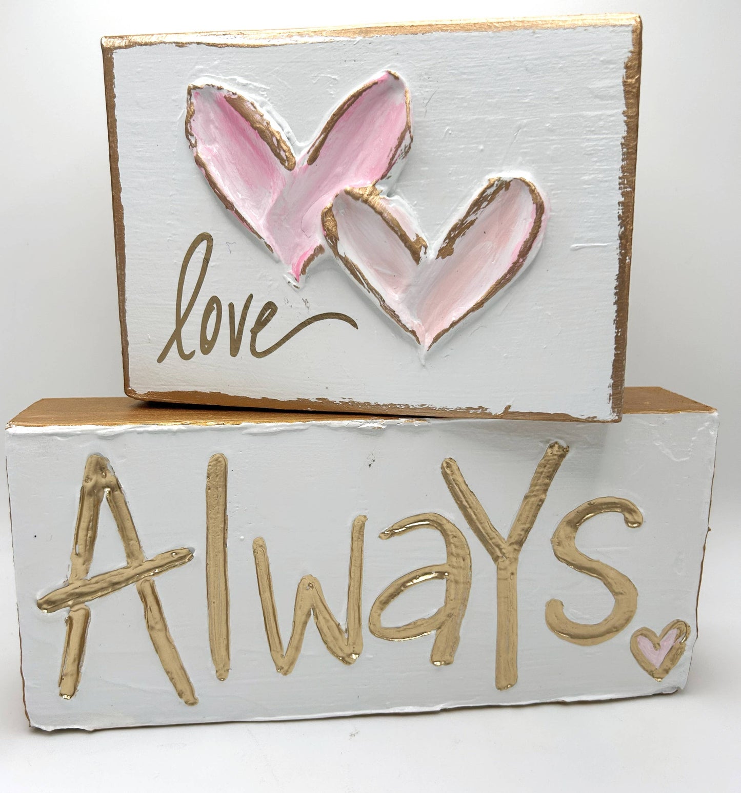 Two hearts become one | Valentines love wedding: Pink hearts / No writing