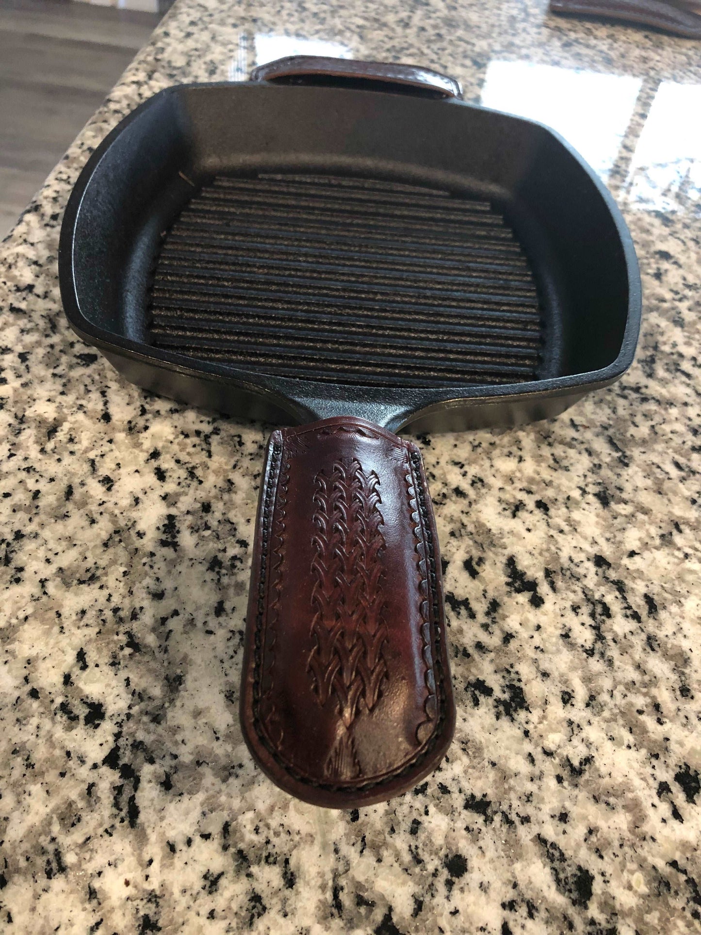 Leather cast Iron Pan Handle Cover