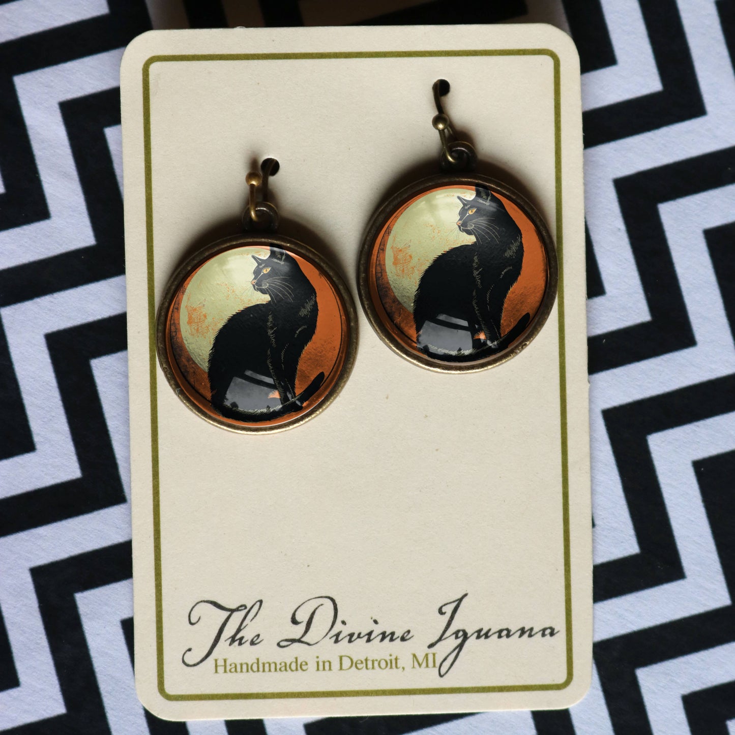 Retro Halloween Chat Noir Glass Cabochon Earrings