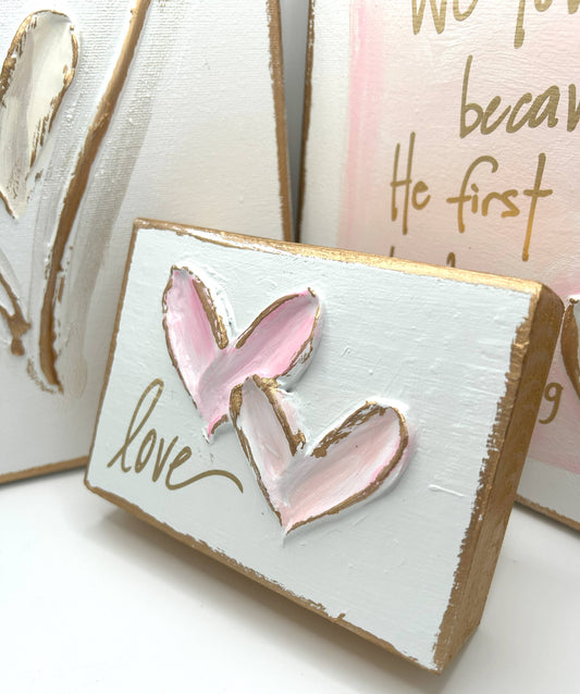 Two hearts become one | Valentines love wedding: Pink hearts / No writing